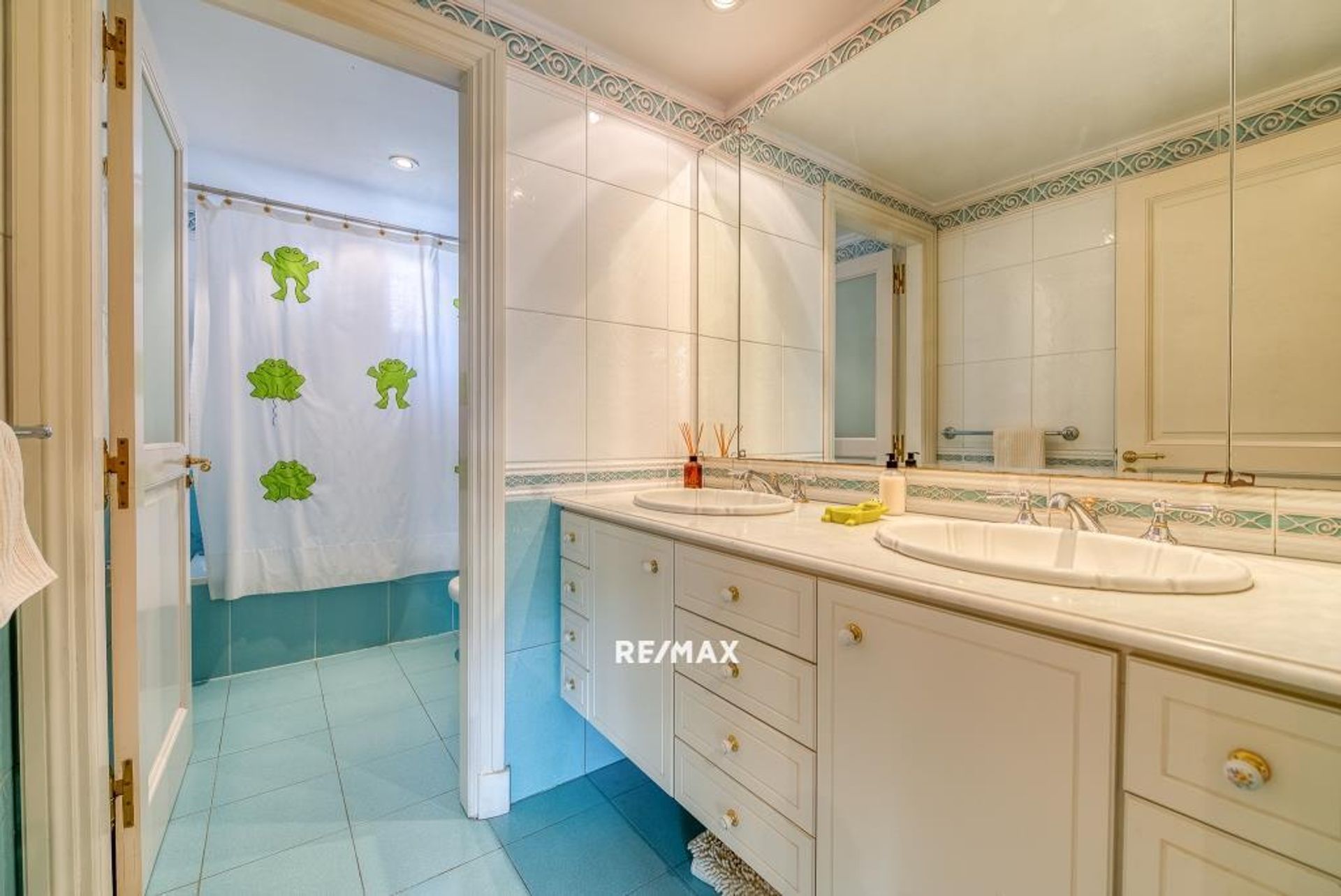 Venta casa 7 amb pileta,parque,parrilla, Beccar