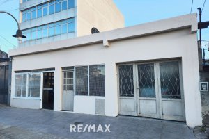 House for Sale with Commercial Premises, San Fernando