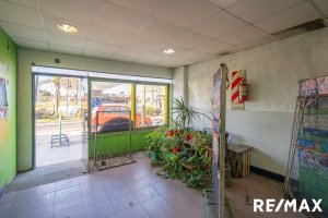 House for Sale with Commercial Premises, San Fernando