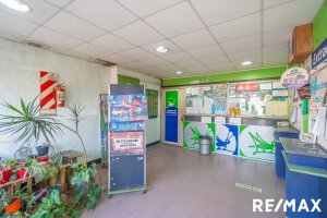 House for Sale with Commercial Premises, San Fernando