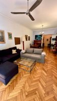 Venta departamento 4 ambientes y jardín en Olivos.