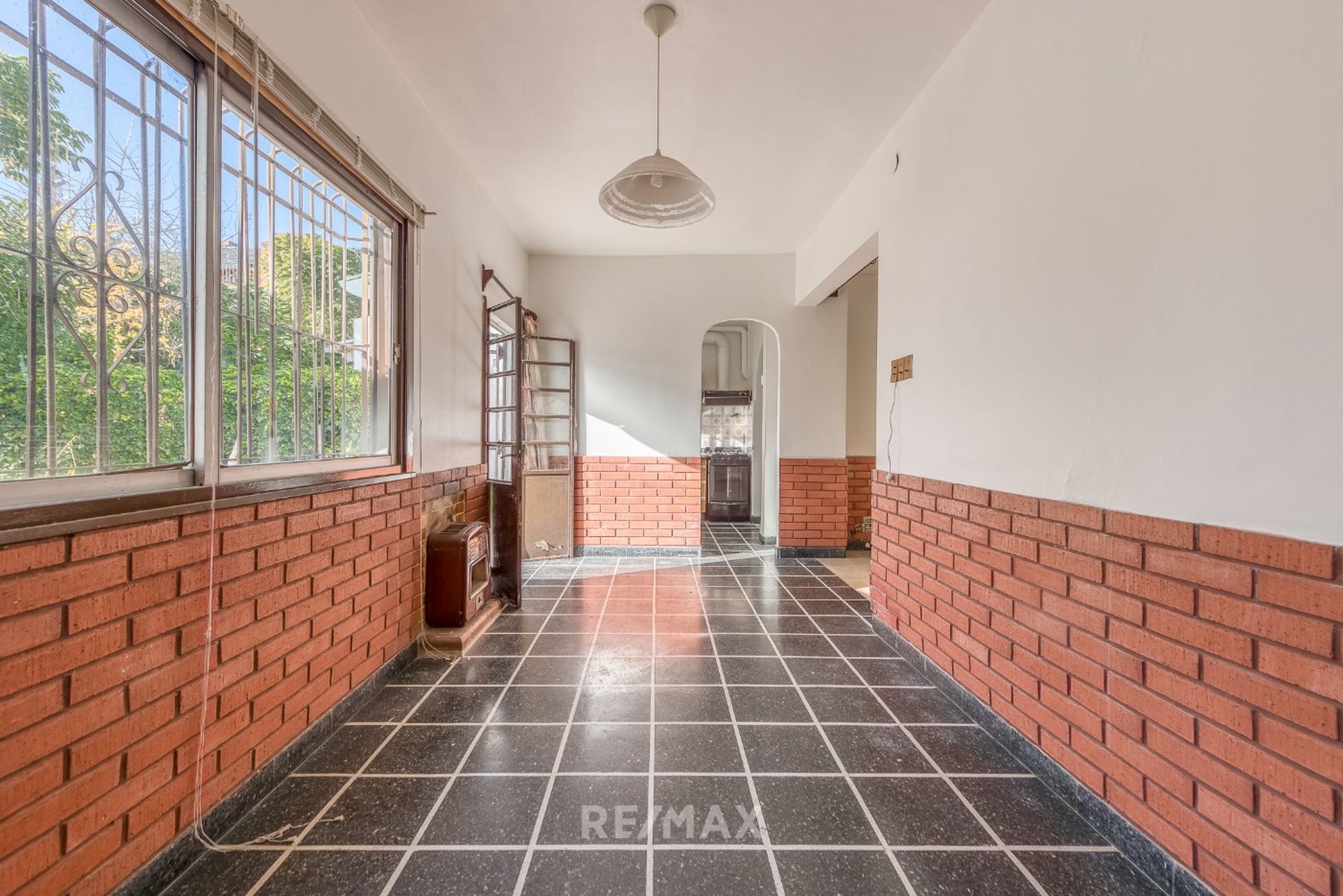 Venta casa con jardín en La Lucila gran potencial!