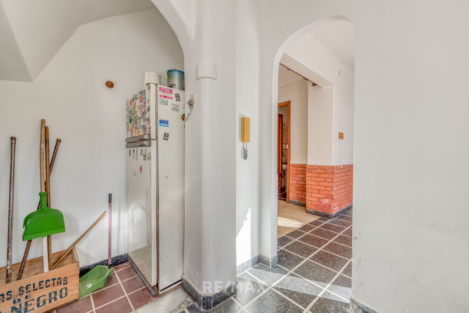 Venta casa con jardín en La Lucila gran potencial!