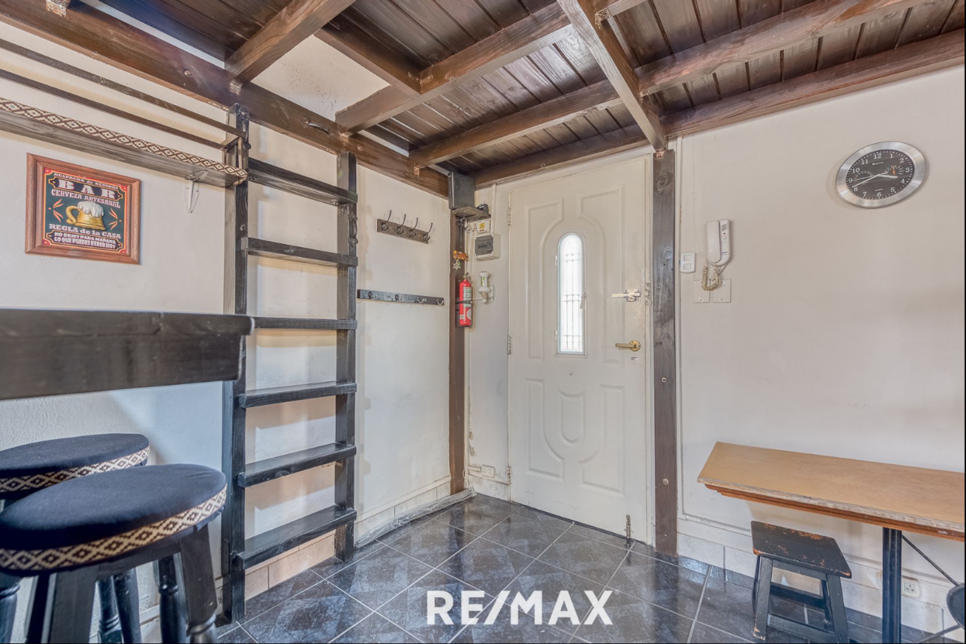 Venta PH Beccar 2 ambientes PB con Patio y Quincho