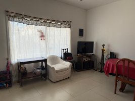 Front-facing 3-room sale, patio, grill, Munro