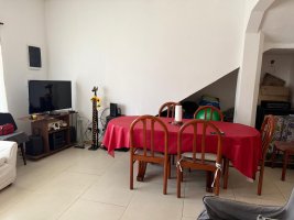 Front-facing 3-room sale, patio, grill, Munro