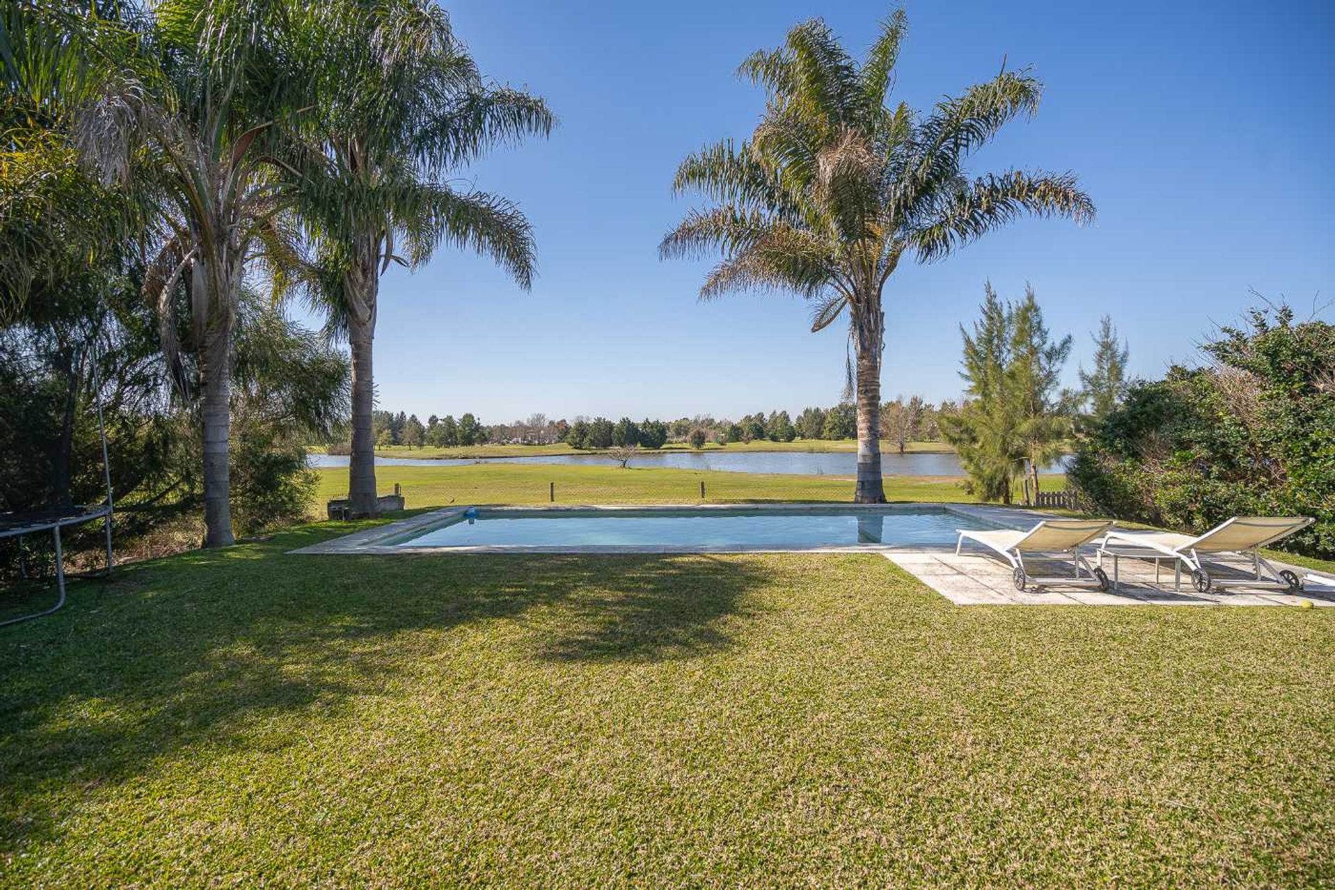 4-Room House for Sale in San Isidro Labrador Vista Golf