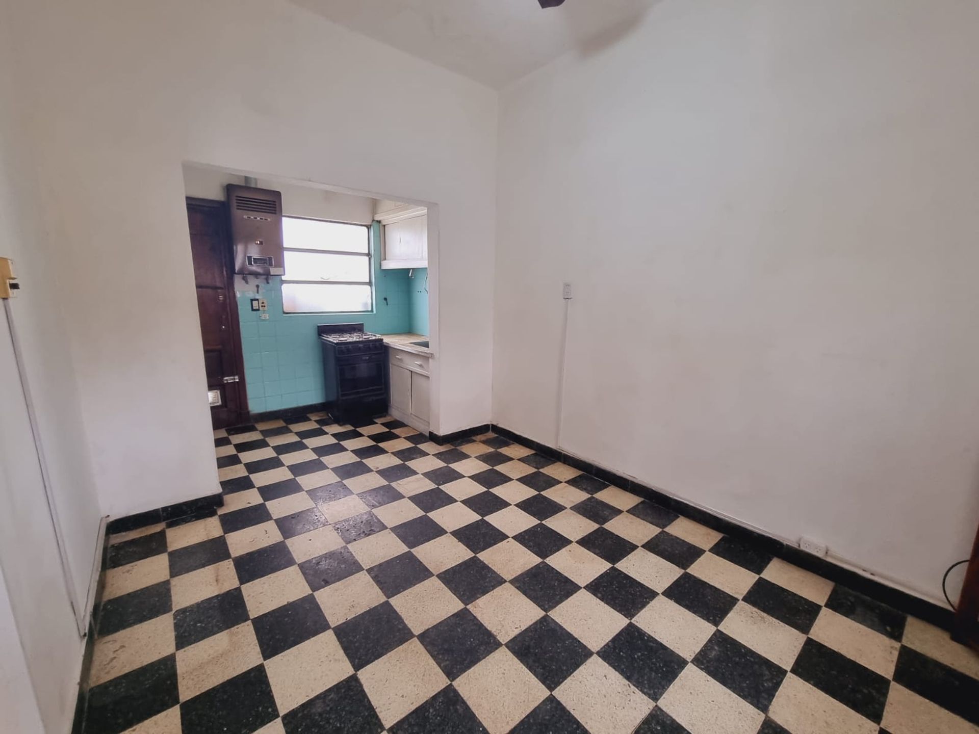 VENTA-CASA 3amb en San Isidro c/Patio y parrilla