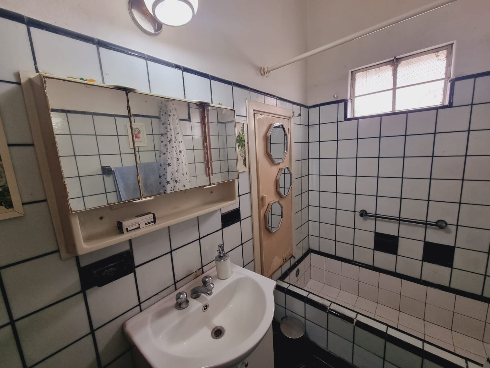 VENTA-CASA 3amb en San Isidro c/Patio y parrilla