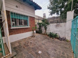 VENTA-CASA 3amb en San Isidro c/Patio y parrilla