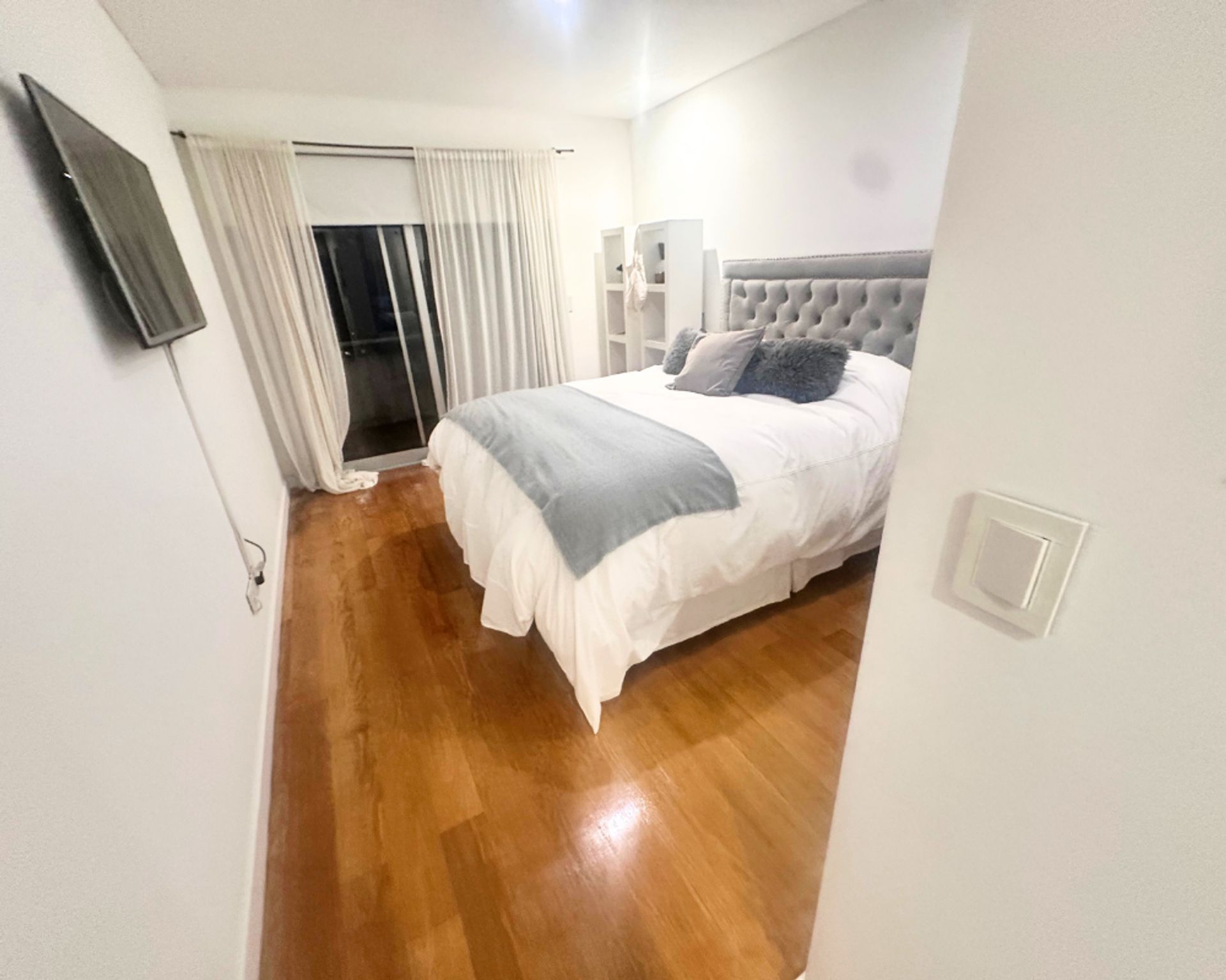 VENTA Casa a la laguna en Los Alisos – Nordelta