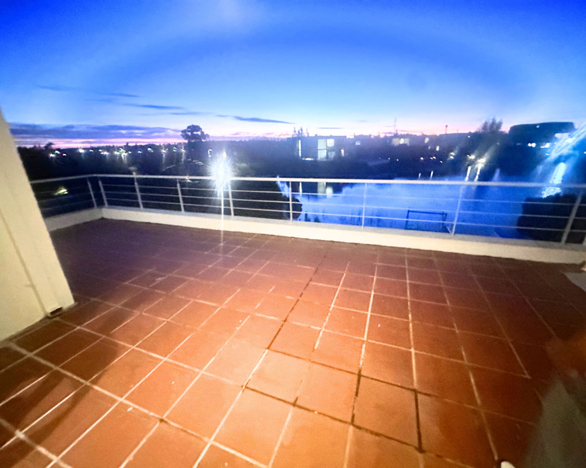 VENTA Casa a la laguna en Los Alisos – Nordelta
