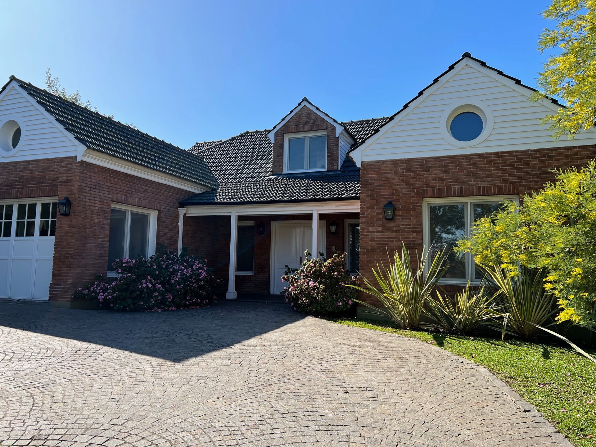 Venta Casa al Lago en Los Castores I, Nordelta.