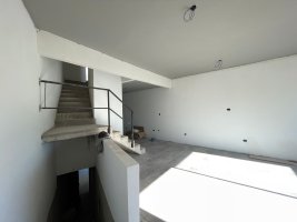 Apartment for Sale in Olivos, 2 Suites, Garden Terrace, 2 Parking Spaces
