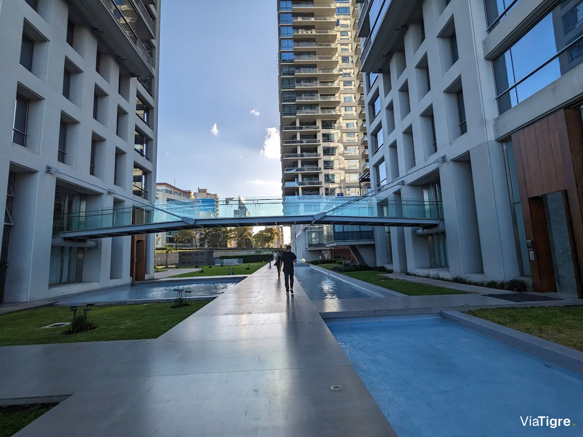 Alquiler departamento torre Al RIO Vicente Lopez