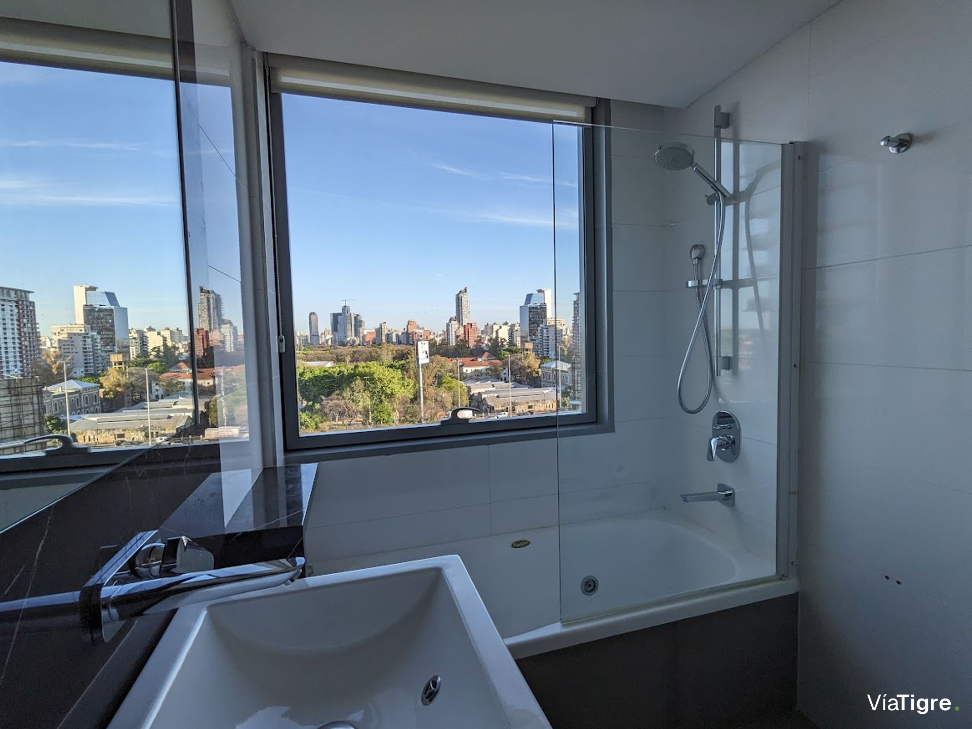 Alquiler departamento torre Al RIO Vicente Lopez