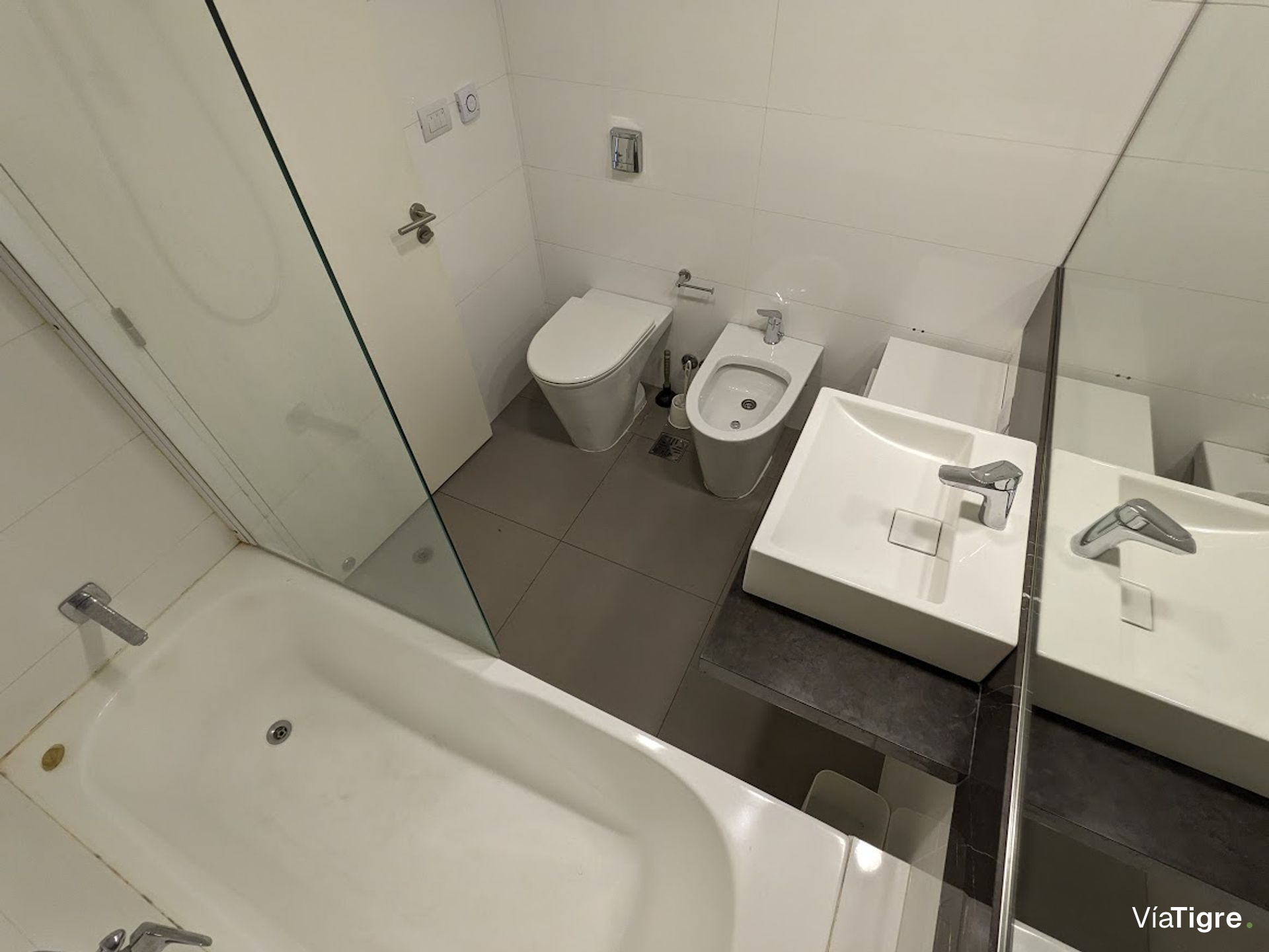 Alquiler departamento torre Al RIO Vicente Lopez