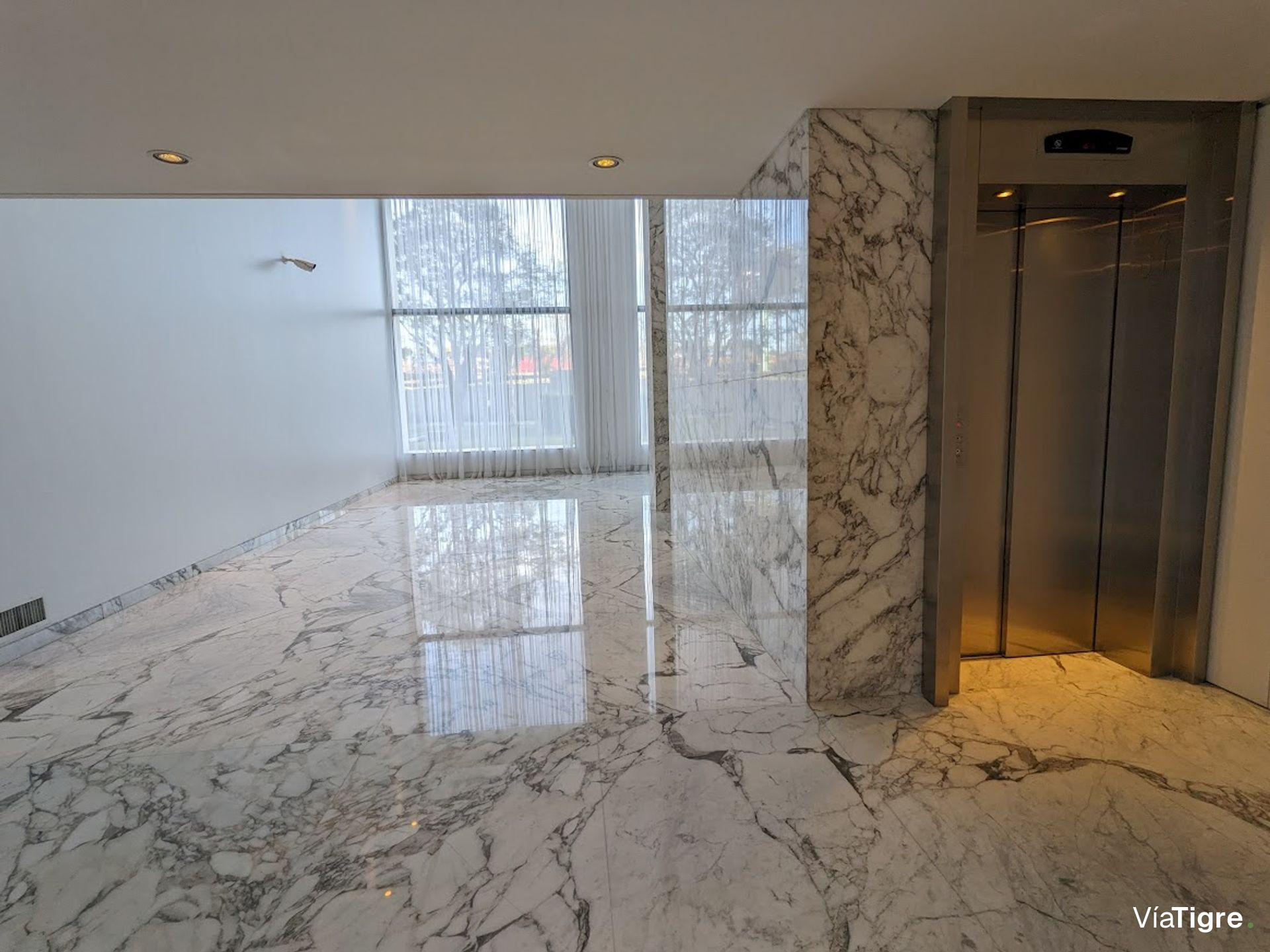 Alquiler departamento torre Al RIO Vicente Lopez