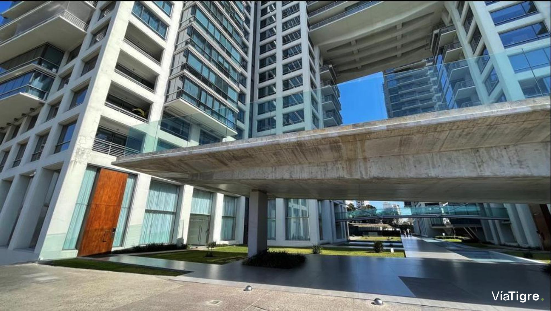 Alquiler departamento torre Al RIO Vicente Lopez