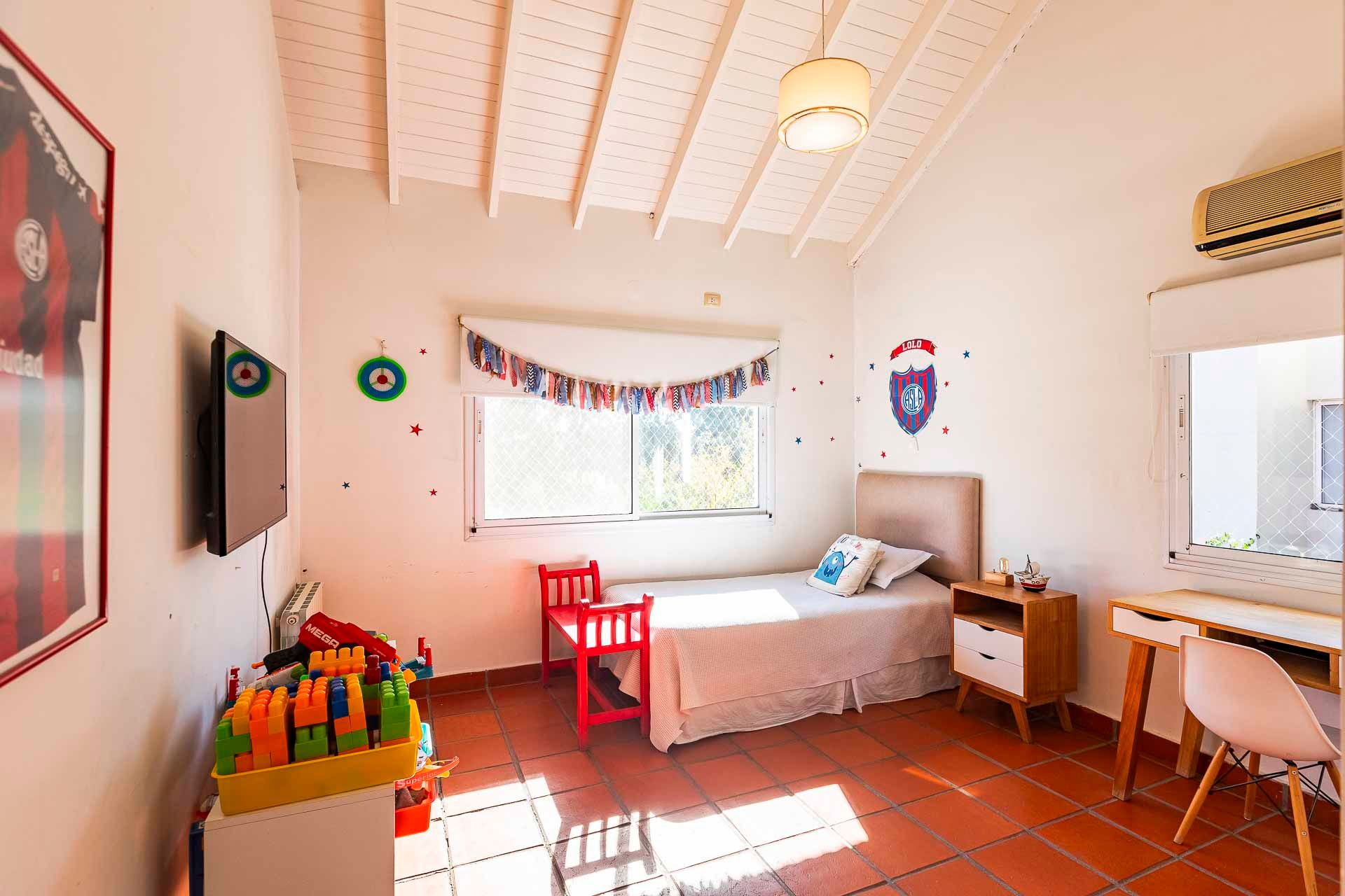 Venta casa 5 ambientes Villanueva Santa Catalina
