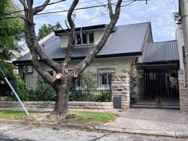 Olivos House Sale