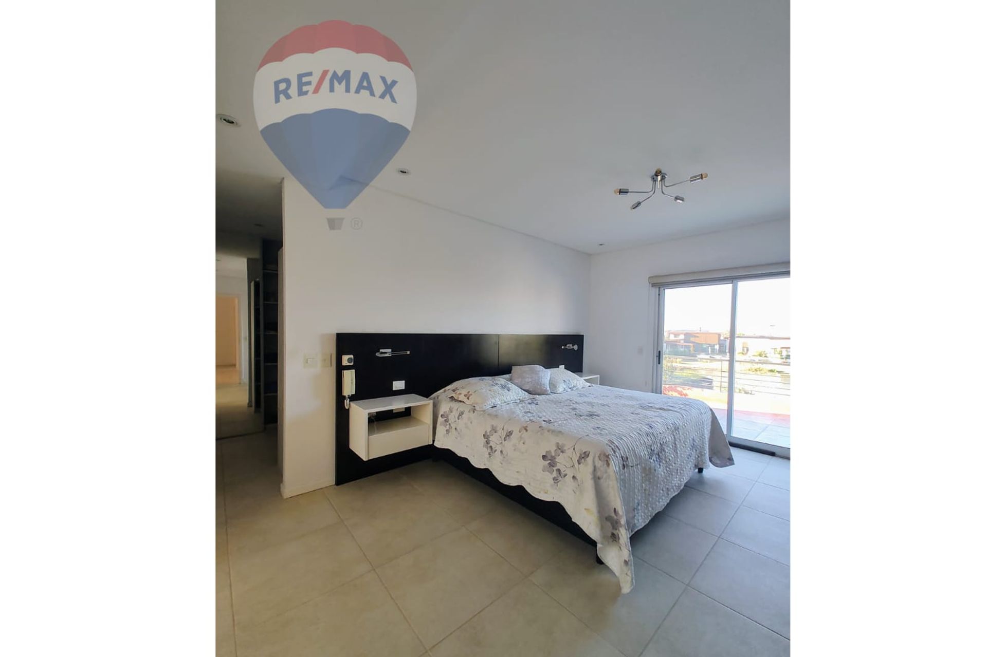 Casa con vista a la Laguna en Barrio San Marco