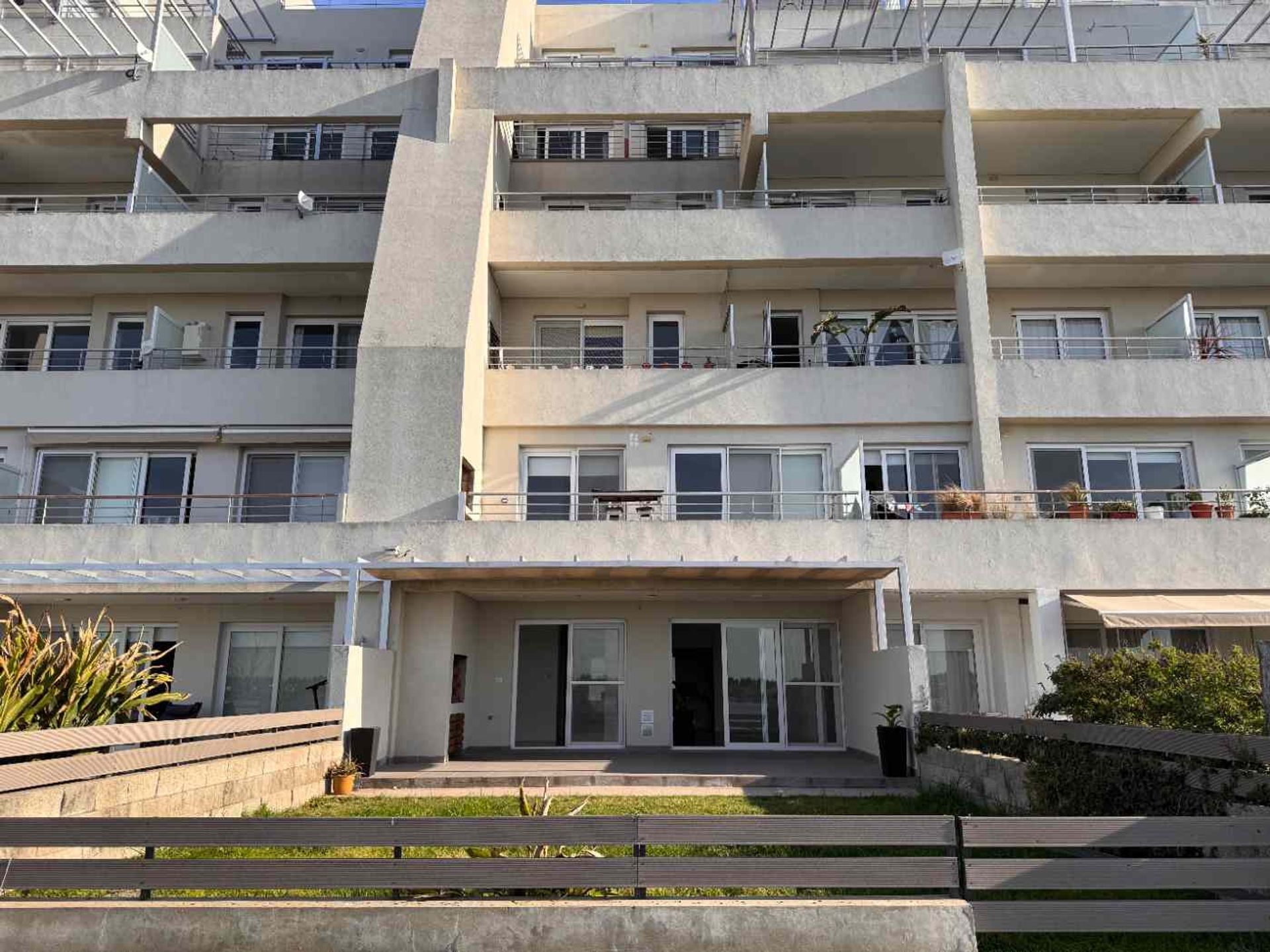 3 amb. con Jardín en Vila Vela - Venta con Renta