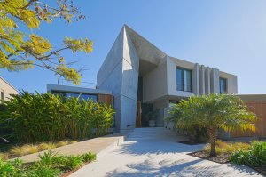 Exclusiva Casa en Venta El Golf Nordelta Al Agua