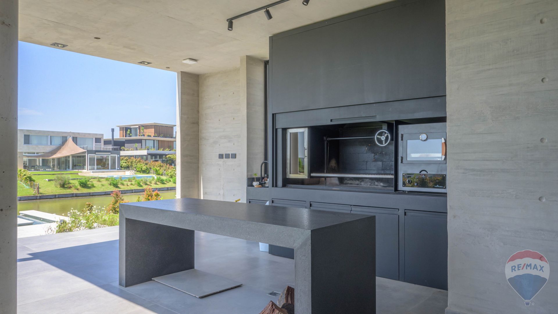 Casa en venta 8 ambientes Virazón Nordelta