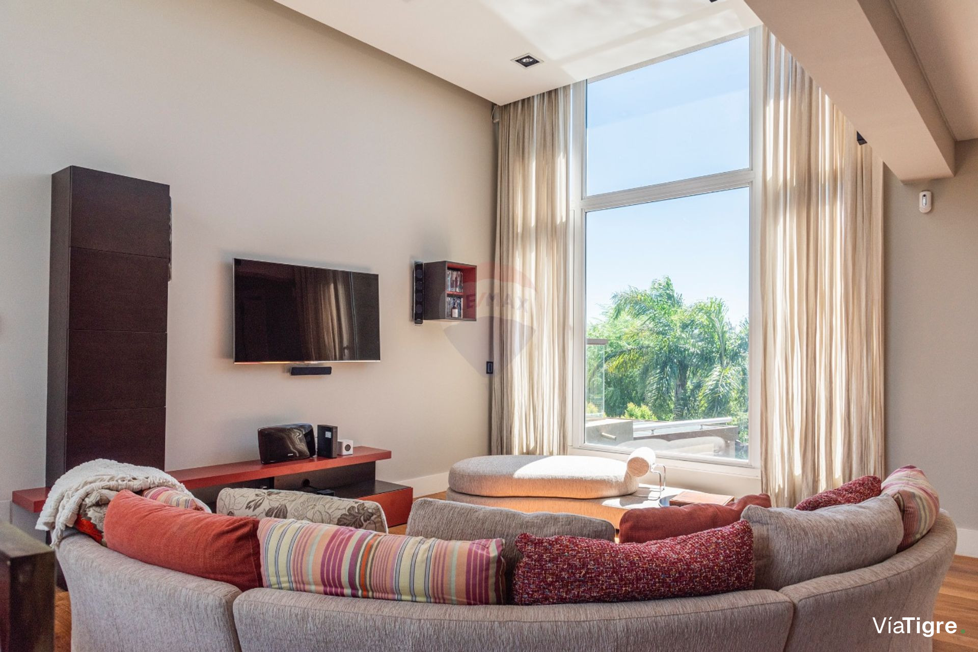 Venta Casa 7 Amb En Cabos Del Lago Nordelta