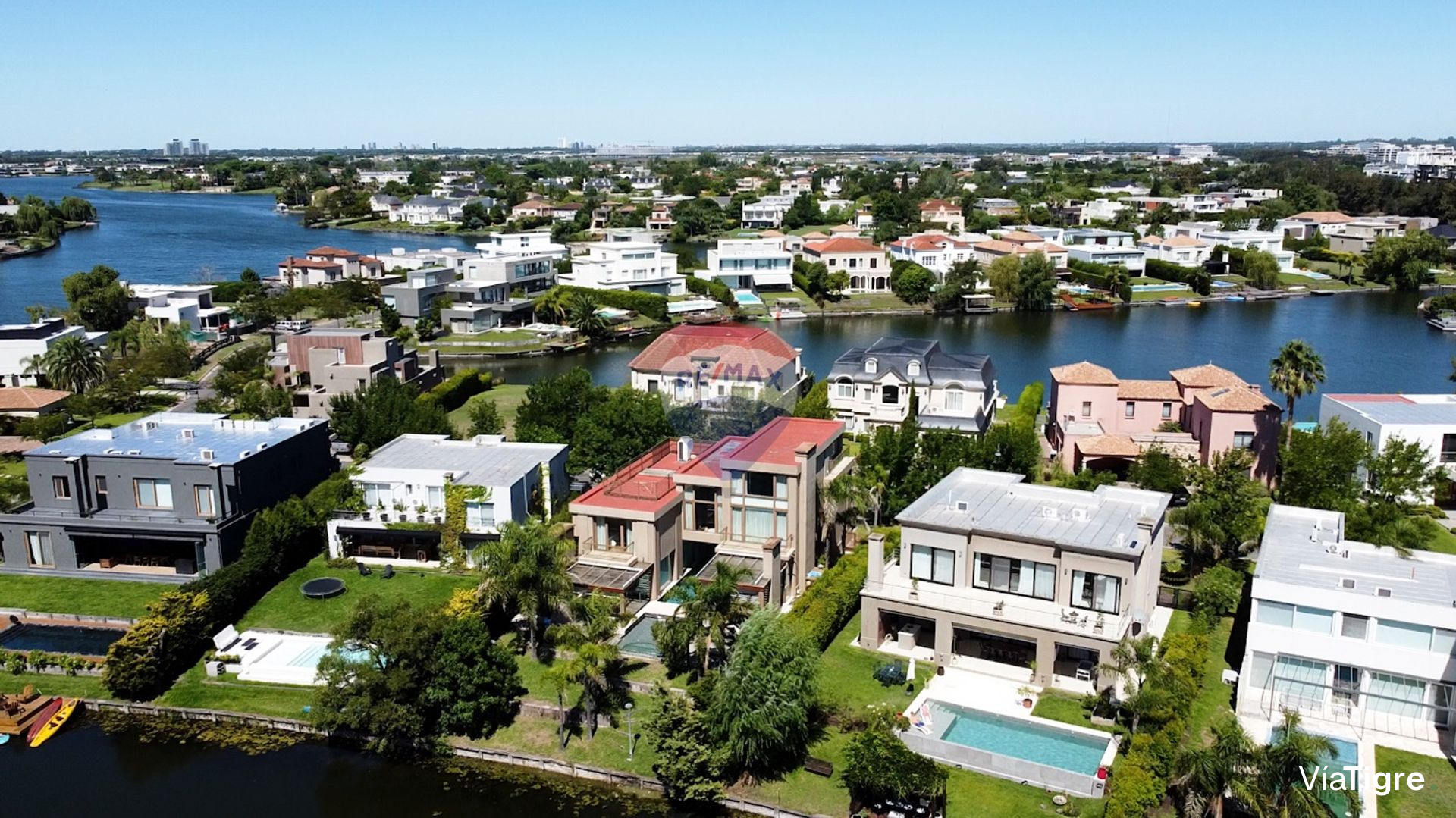 Venta Casa 7 Amb En Cabos Del Lago Nordelta