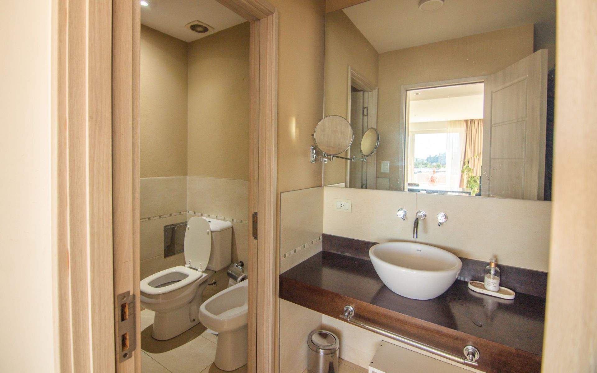 DEPTO en la bahía con jacuzzi privado