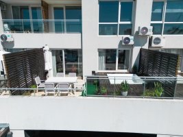 DEPTO en la bahía con jacuzzi privado