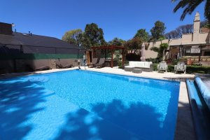 Olivos House for Sale – 5 Bedrooms, English Style