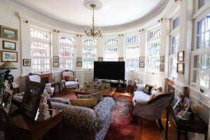 Olivos House for Sale – 5 Bedrooms, English Style