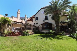 Olivos House Rental – 5 Bedrooms, Spectacular