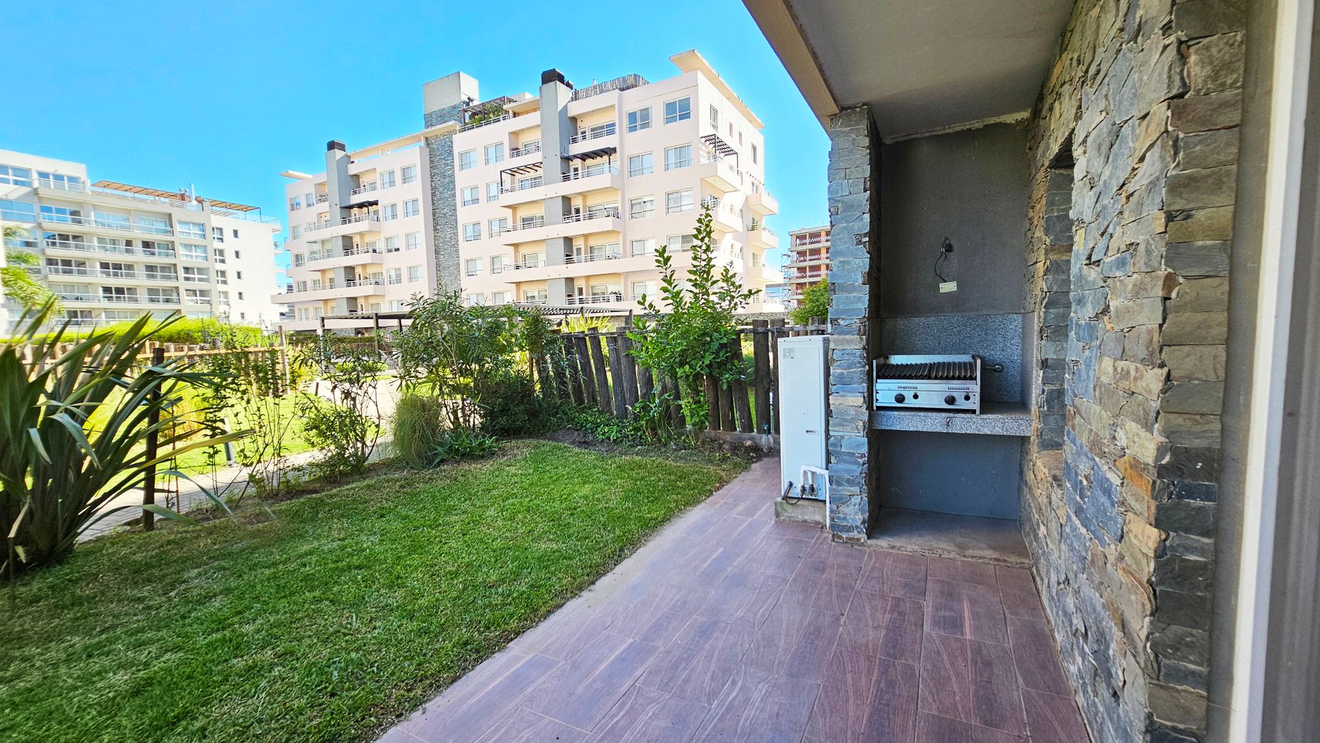 Venta 3 ambientes con Jardín en Antares