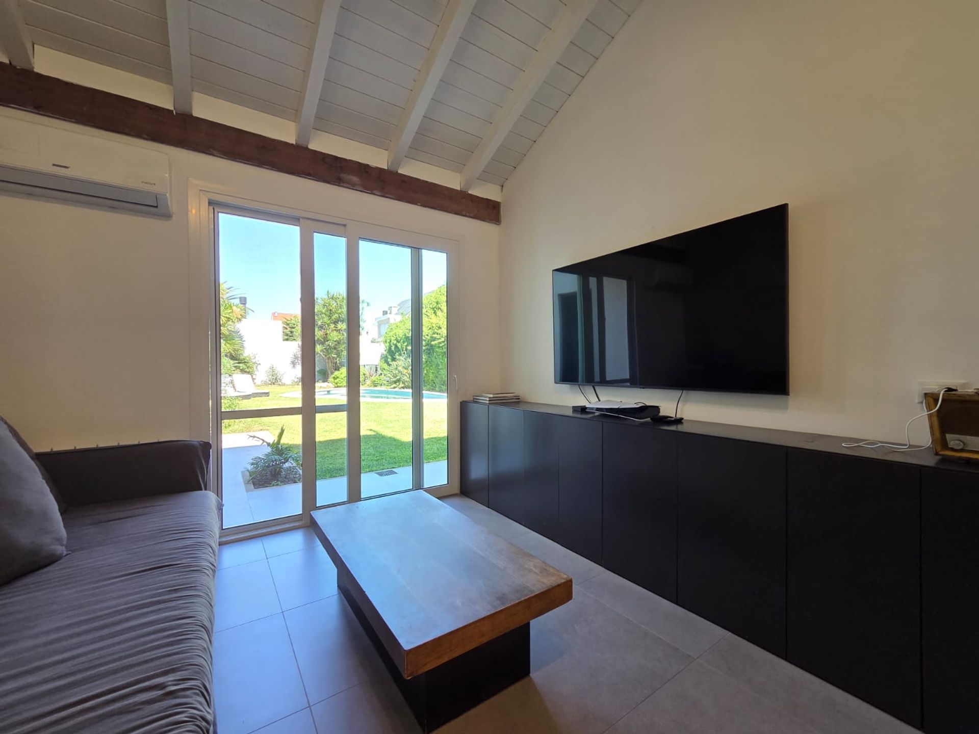 Casa venta Vicente Lopez Arenales 1000