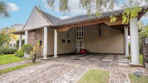 House for Sale 7 Rooms Credit Approved San Isidro Labrador