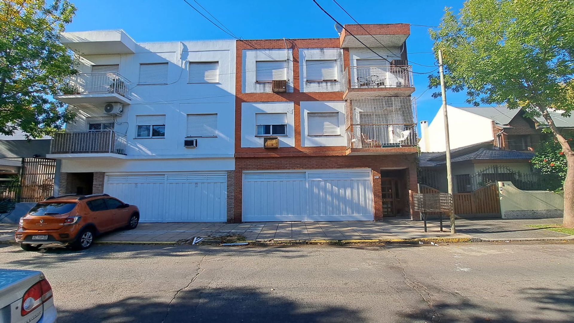 Sale Two-Room Bright Garage Olivos