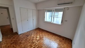 Venta Dos Ambientes Cochera Luminoso Olivos