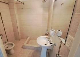 Venta Dos Ambientes Cochera Luminoso Olivos