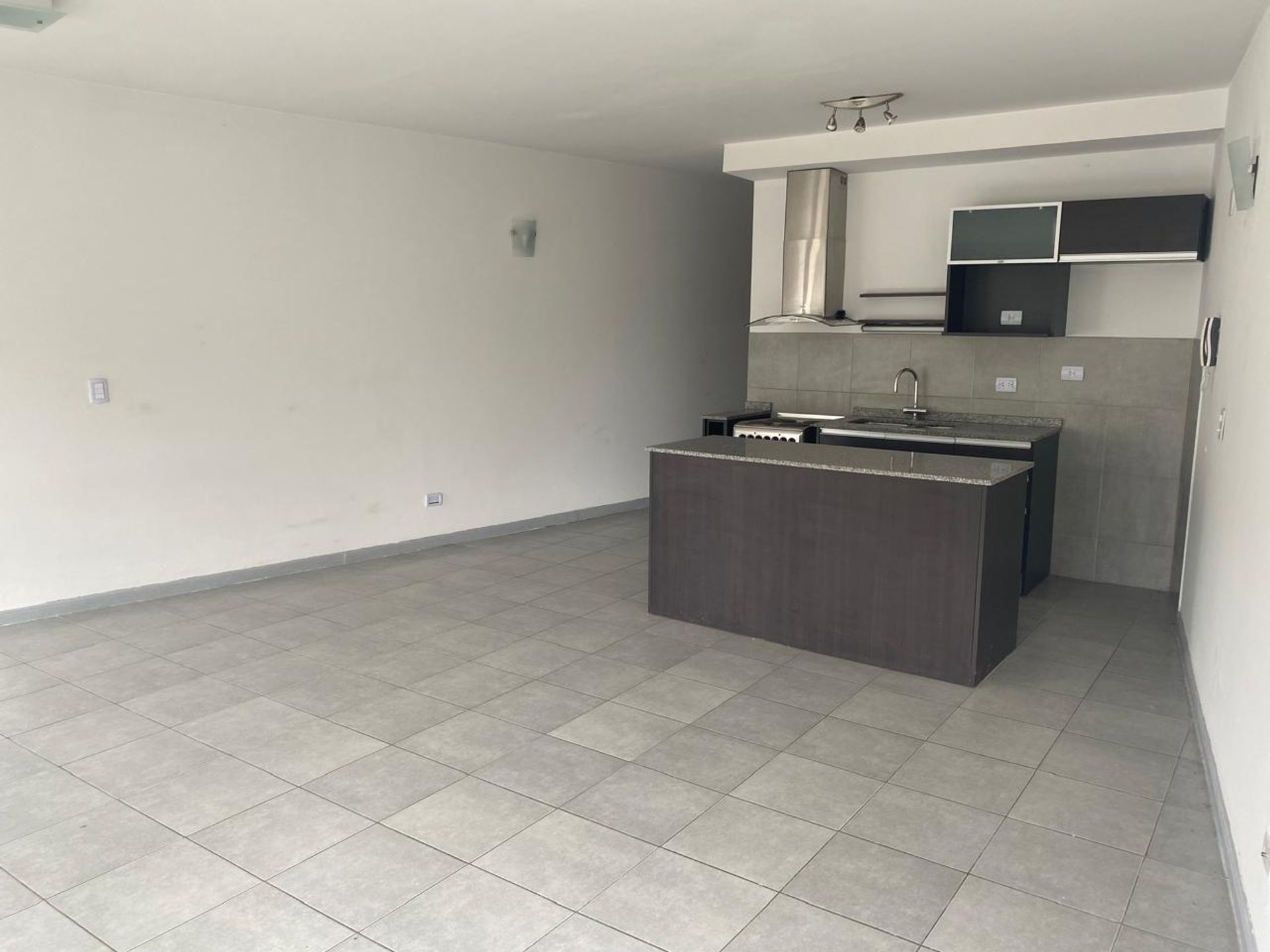 Venta Departamento En Nordelta Con Cochera