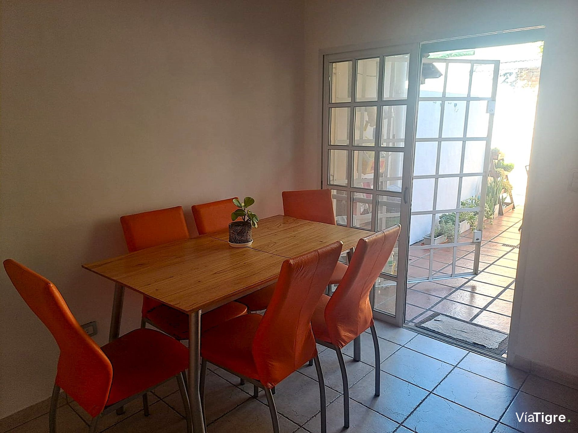 Venta Duplex Carapachay 2 Dormitorios + Buhardilla