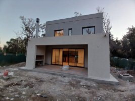 Sale Brand New 4-Room Home La Bota Maschwitz