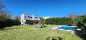 4-room house for sale in San Isidro Labrador neighborhood
