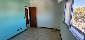 Depto 4 amb en venta en Florida cochera balcón