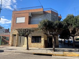 Venta casa Martelli multifamiliar local y cochera