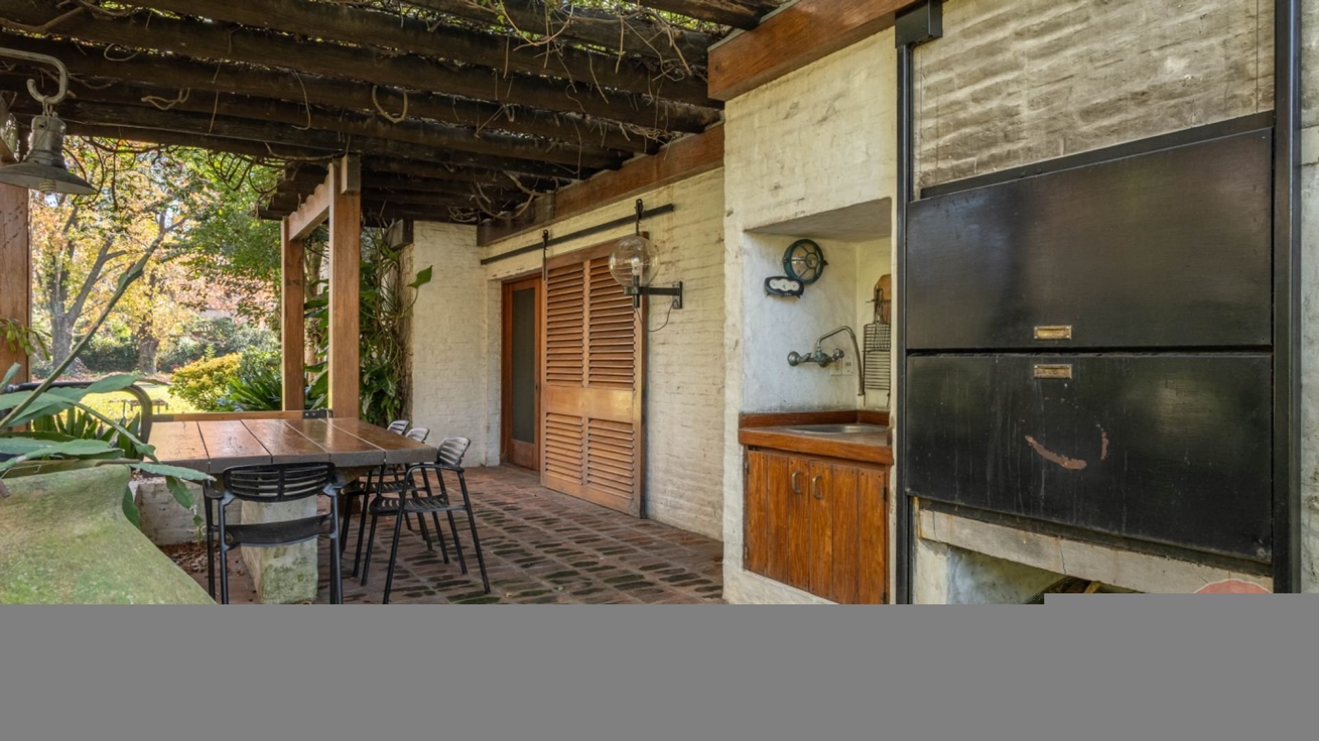 Casa/Estancia urbana en La Horqueta | Lote 3750 m²