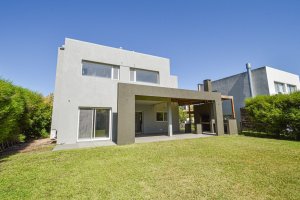 Venta casa Barrio Los Alisos de Nordelta L INTERNO